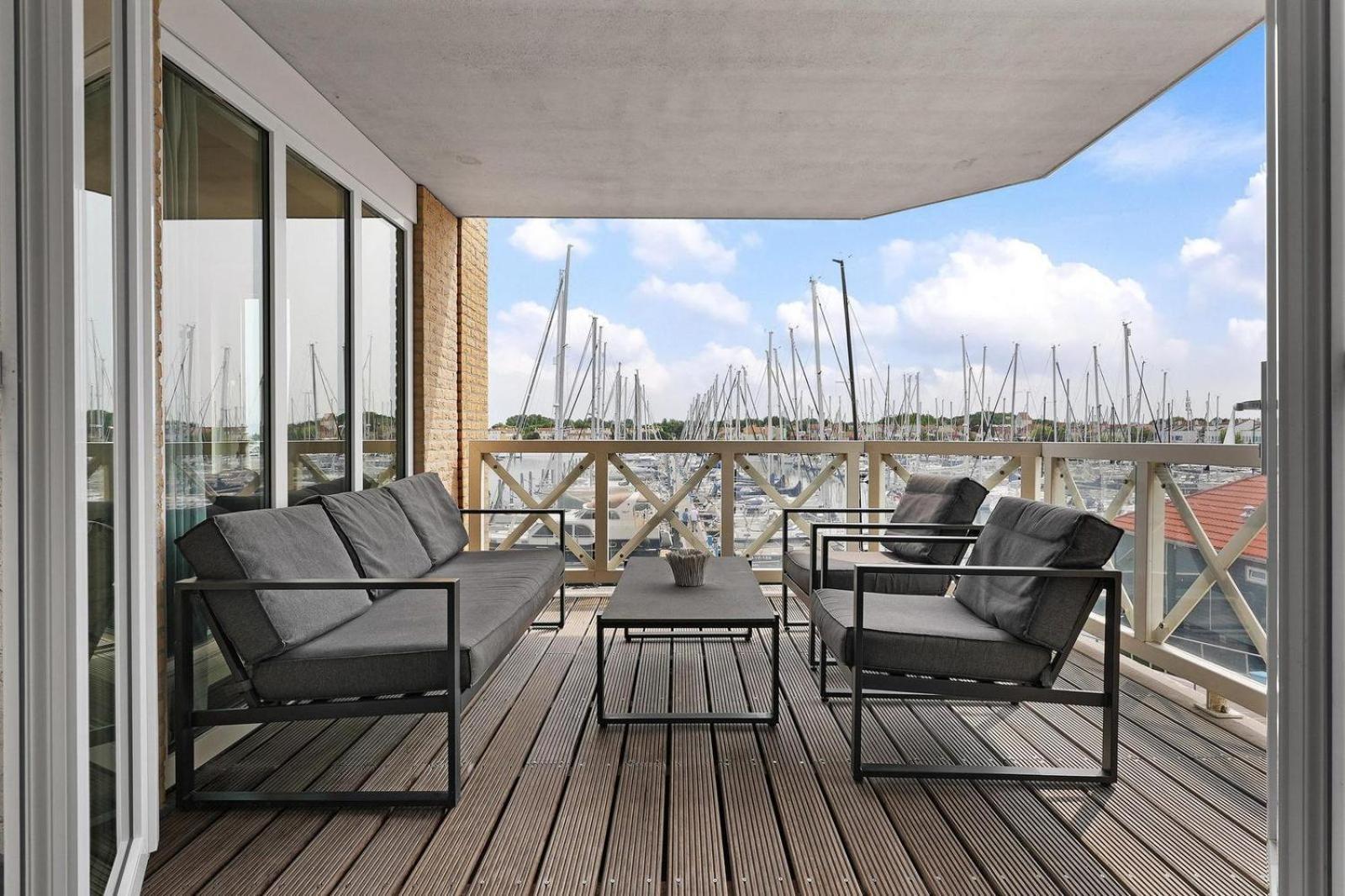 Kabbelaarsbank 411 - Port Marina Zelande