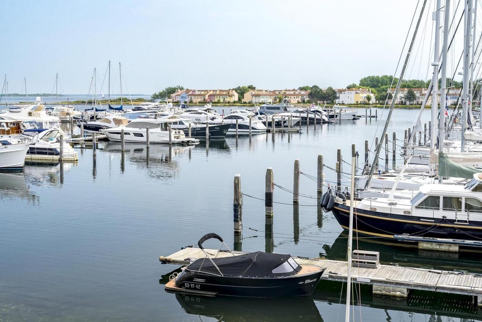Kabbelaarsbank 411 - Port Marina Zelande *