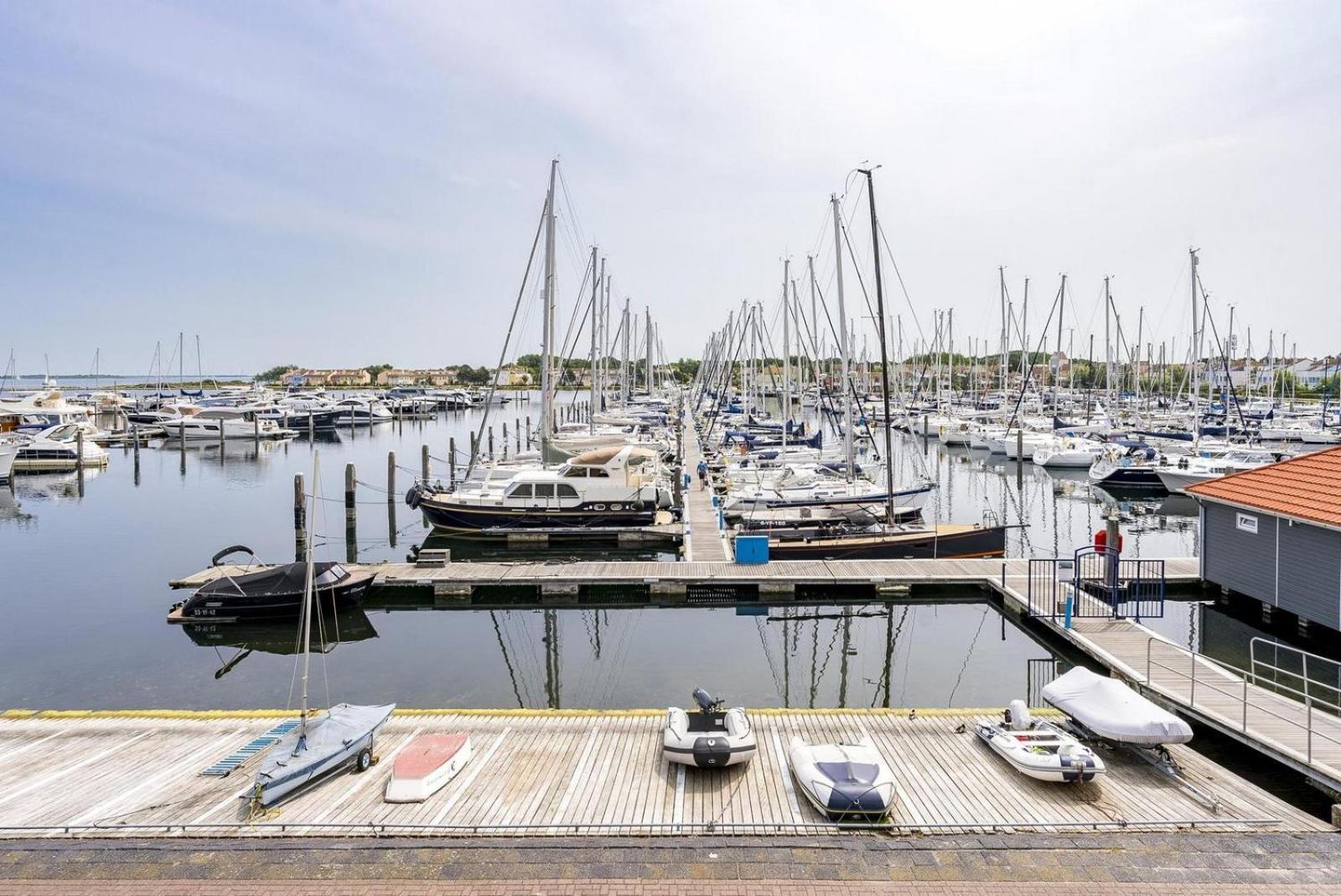 Kabbelaarsbank 411 - Port Marina Zelande Apartment
